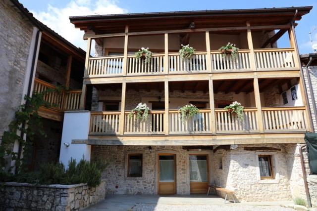 Romantic Boutique Hospitality Revine Lago Buitenkant foto